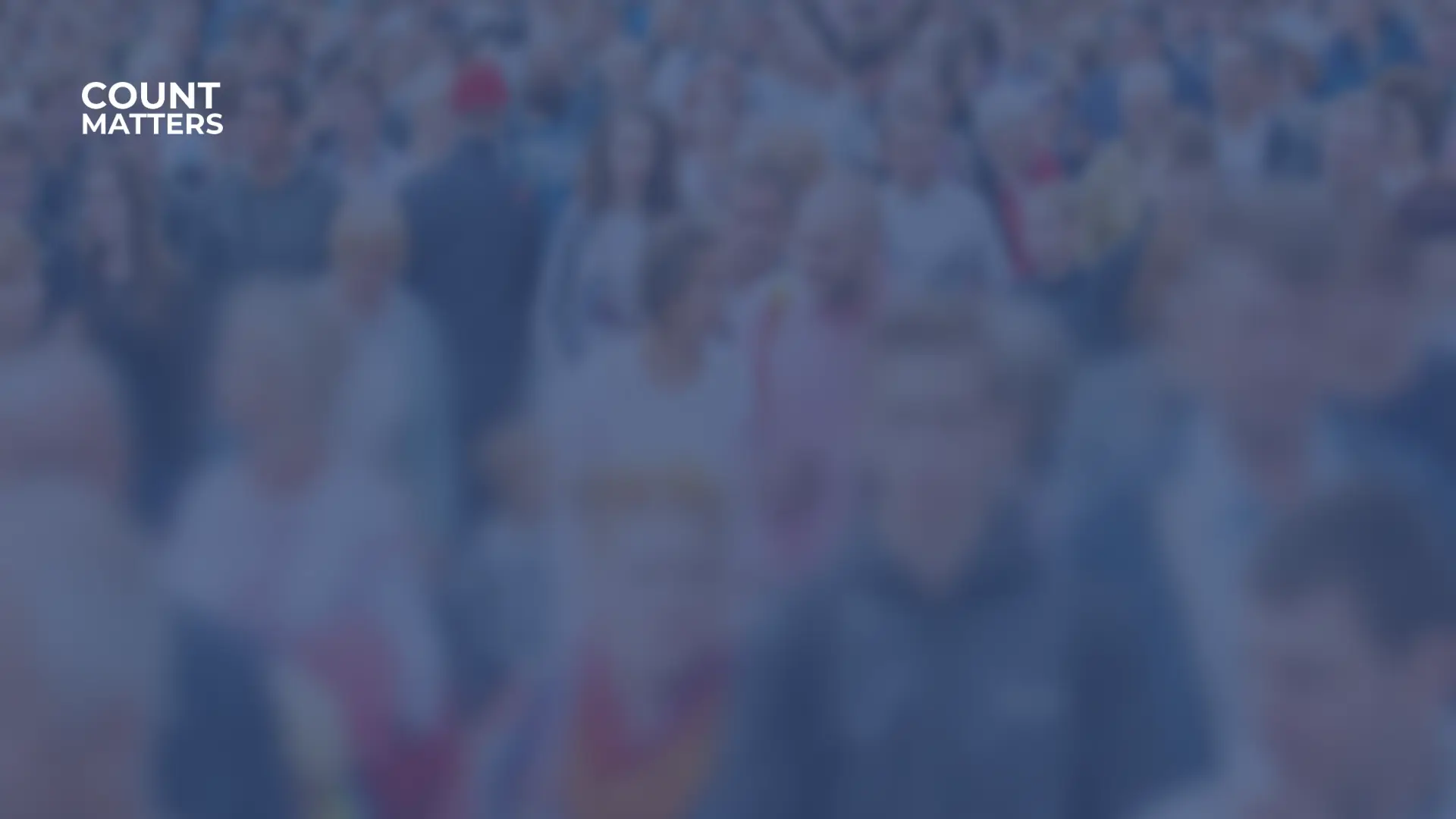 Stor anonym menneskemængde, der går i et offentligt rum, bruges til at illustrere fodfaldsmåling og analyse af menneskemængdebevægelser med CountMatters.